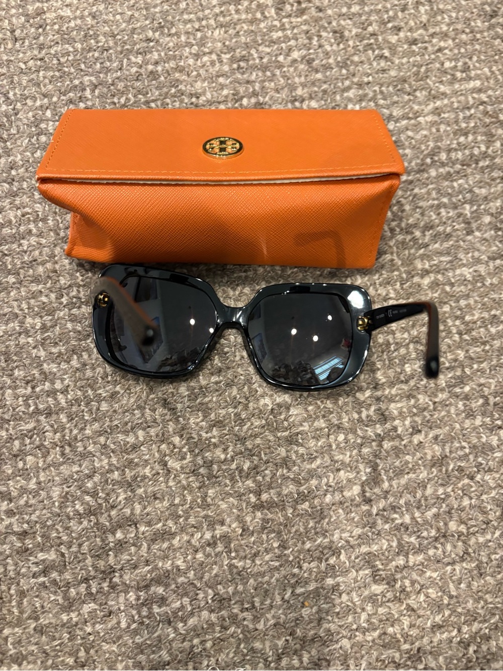 Tory Burch TY7112 Black Oversized Square Polarized Sunglasses 57mm - Picture 10 of 12
